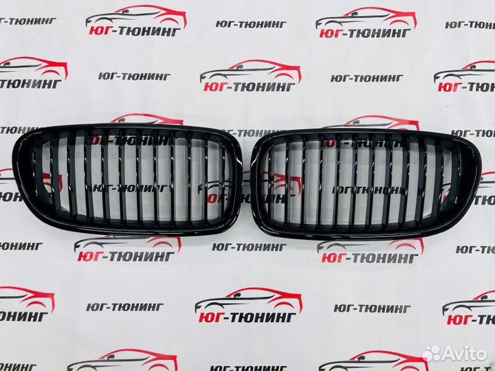 Решетка на BMW 5 F10 в стиле M с хром ободом