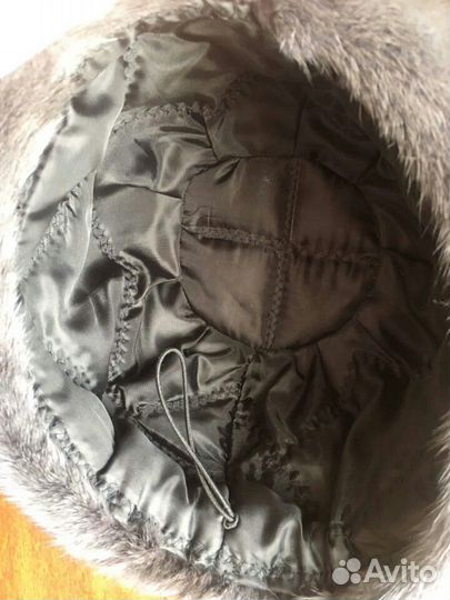 Шапка из голубой норки женская