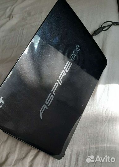 Нетбук Acer aspire one