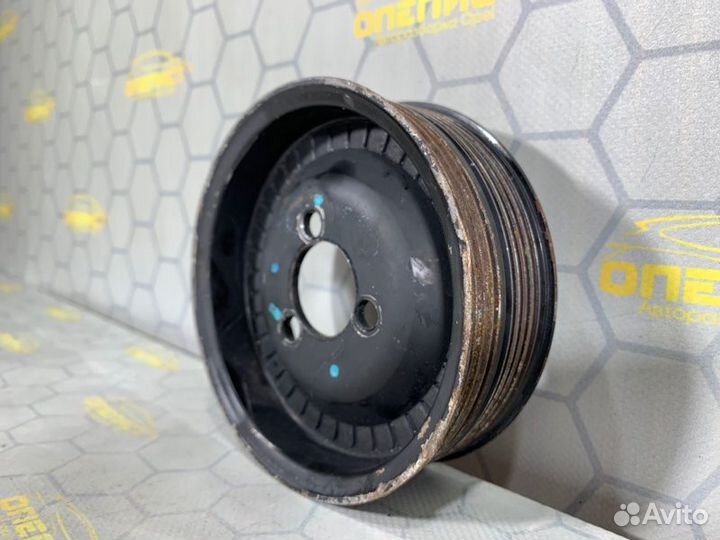 Шкив помпы Chevrolet Cruze F18D4