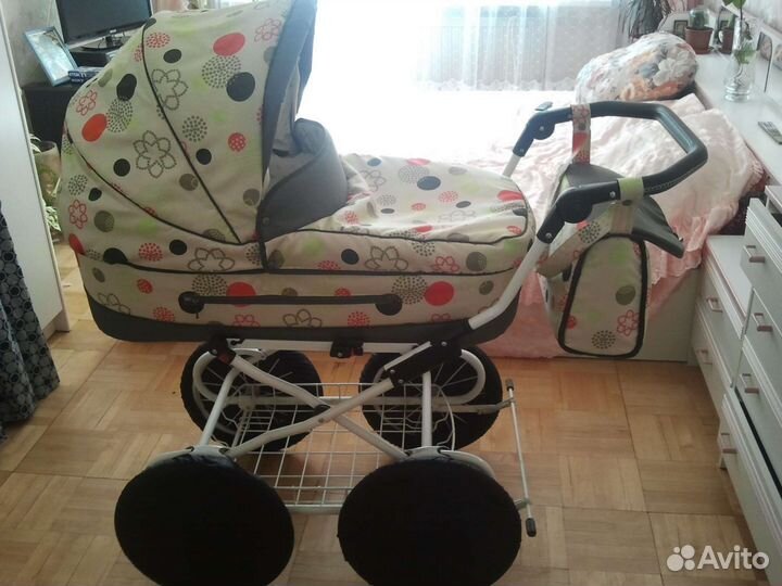 Коляска для новорожденных