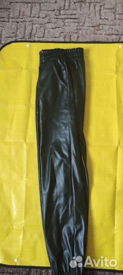 Кожаные брюки женские 44-46