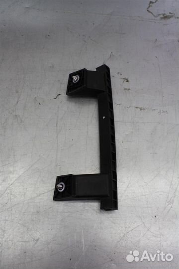 Направляющая стекла двери передней левой Hyundai