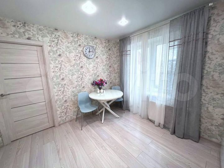 4-к. квартира, 77,4 м², 9/10 эт.