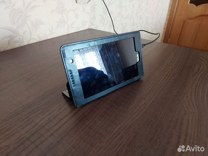Планшет AsusZenPad C7.0