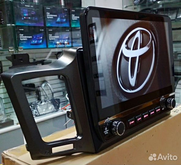 Toyota RAV4 магнитола Android эксклюзивчик