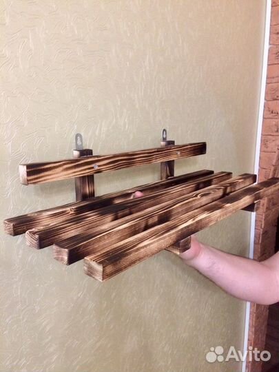 Настенная полочка для цветов