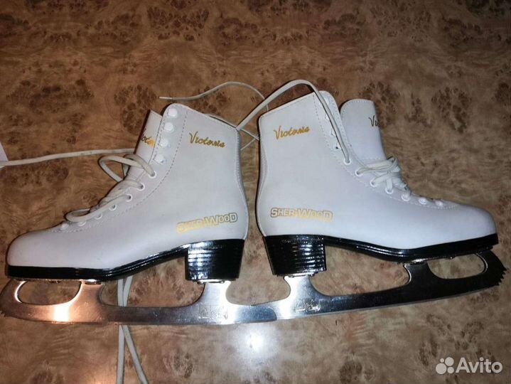 Коньки фигурные детские 34 размер