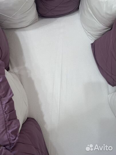 Детская кроватка с маятником и ящиком