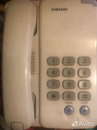 Стационарный телефон