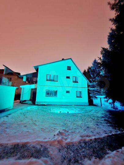 Дом 180 м² на участке 20 сот.