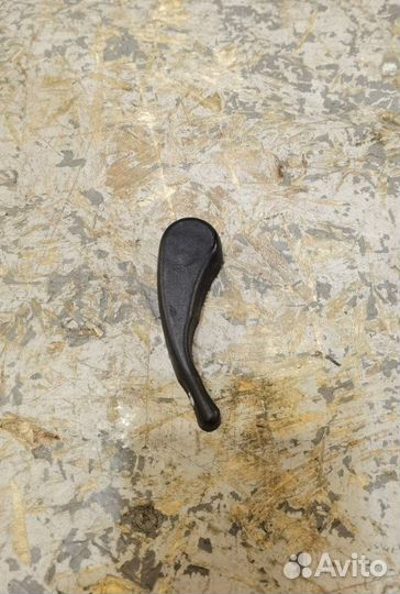 Ручка открывания капота Renault Kaptur