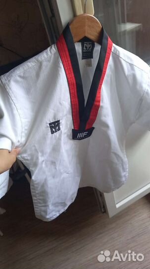 Костюм для тхэквондо