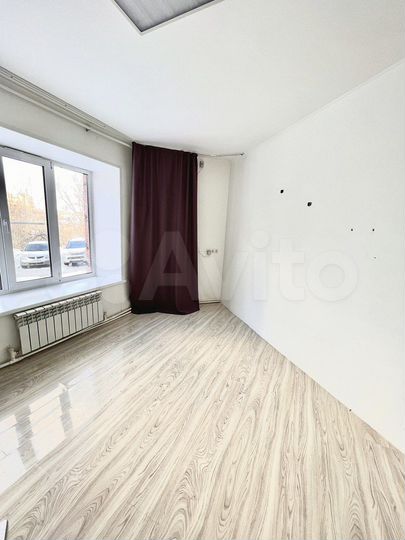 2-к. квартира, 54,1 м², 1/10 эт.