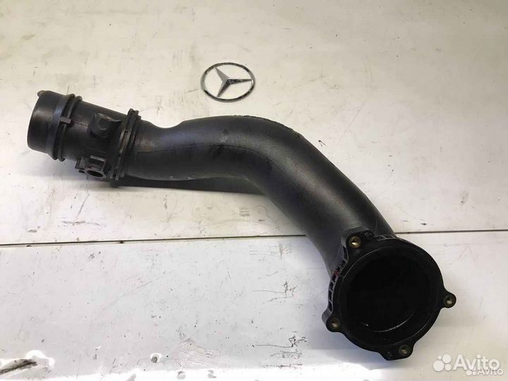 Патрубок интеркулера Мерседес ом 651