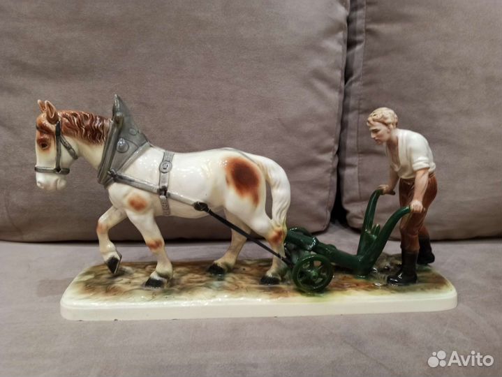 Пахарь Фарфор (фаянс) Германия 40е-50е годы
