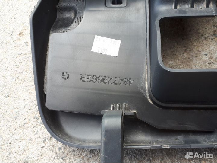 Кожух рулевой колонки Renault Sandero II