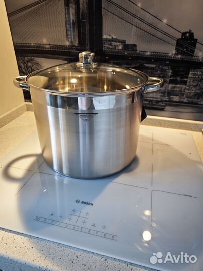 Кастрюля из нержавейки 8л новая