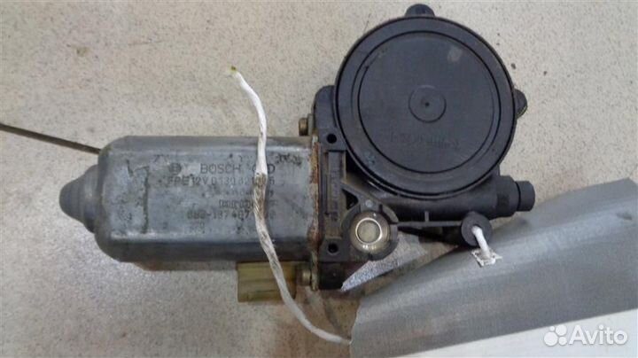 Моторчик стеклоподъемника задний правый BMW 3-Ser