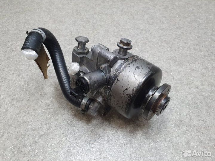 Насос гидроусилителя руля Mercedes-Benz S-Class