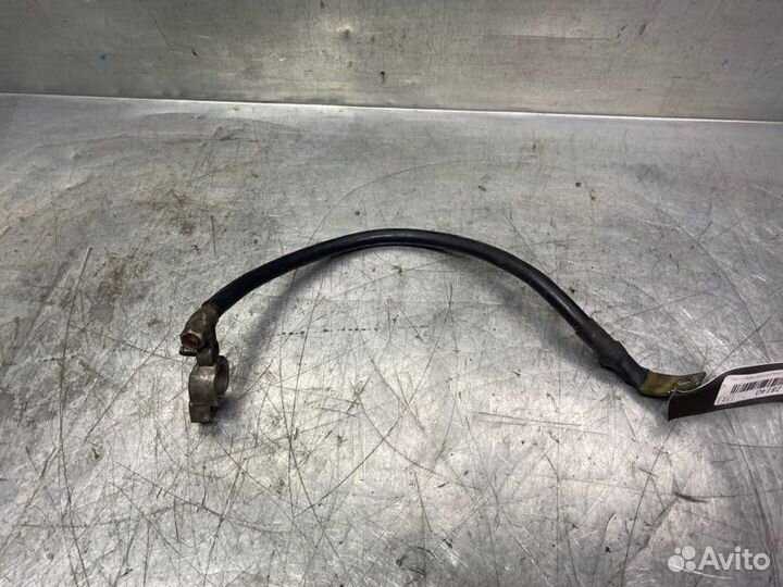 Клемма аккумулятора плюс Volkswagen Bora 1997-2005