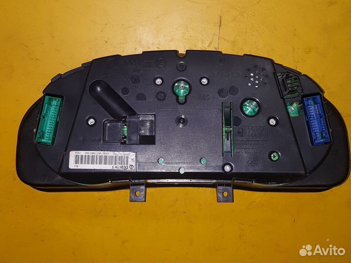 Щиток приборов Фольксваген Пассат Б5+ 2,3 авт