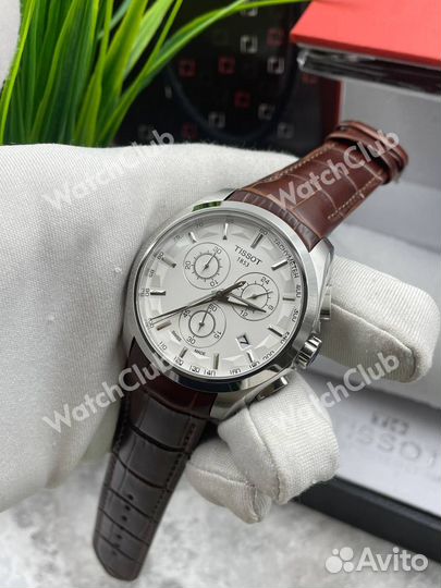 Мужские часы Tissot кварцевый хронограф