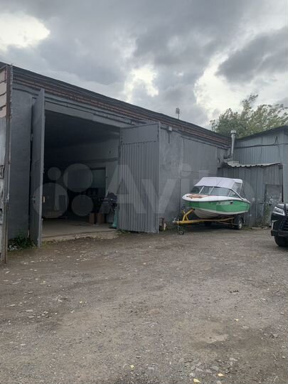 Склад, 300 м²