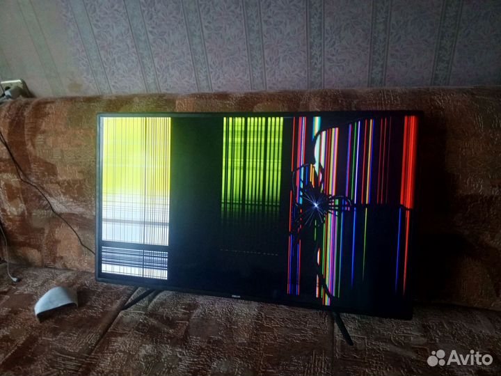 Телевизор на запчасти