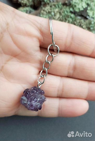 Брелоки из натуральных камней.На подарки