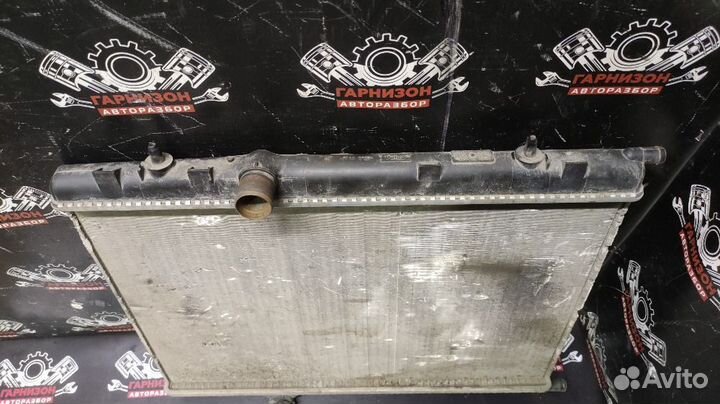 Радиатор охлаждения Ситроен Citroen C4 I 1.6л NFU