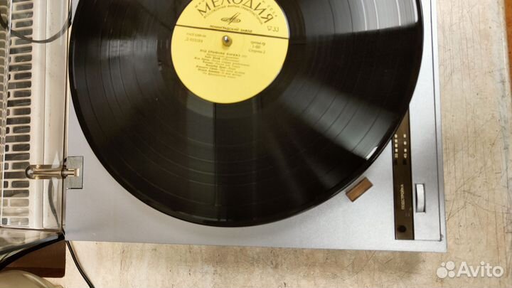 Проигрыватель ария 102