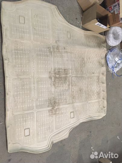 Коврик багажника land cruiser 200