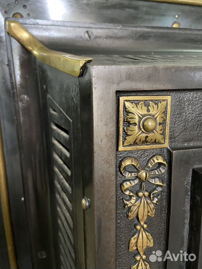 Антикварный камин