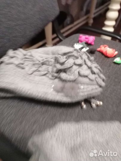 Шапка с шарфом женская