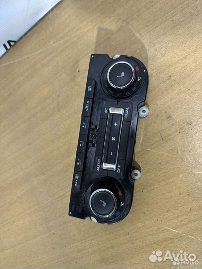 Блок Климатроник climatronic Skoda 3T0907044BS