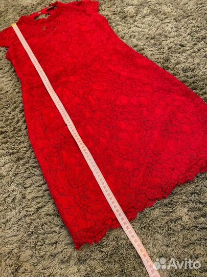 Красное платье 44