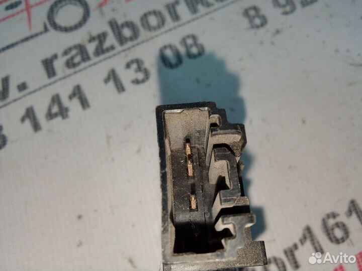 Кнопка аварийной сигнализации Mazda 3 BK