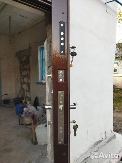 Металлические входные двери