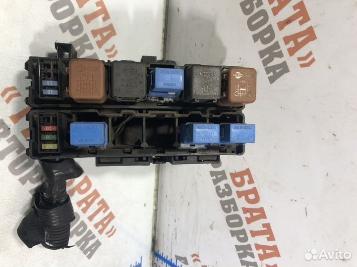Ниссан Патфайндер Блок предохранителей