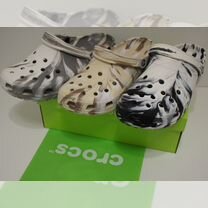 Сабо Crocs Classic Marbled Clog в коробке с джибит