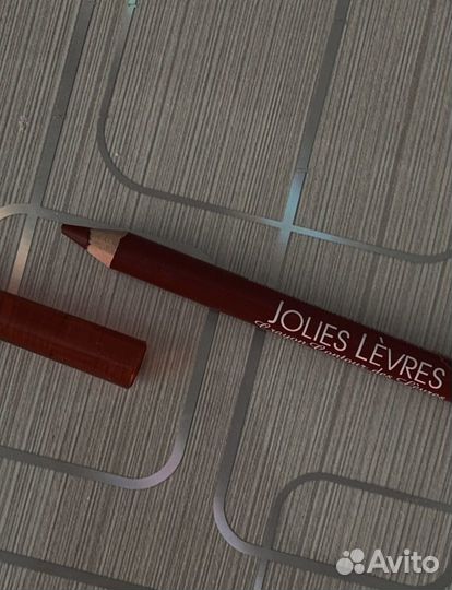 Карандаш для губ vivienne sabo