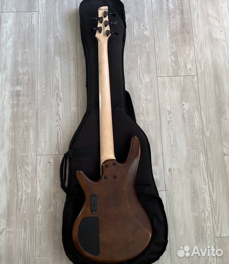 Бас гитара Ibanez 5 струн