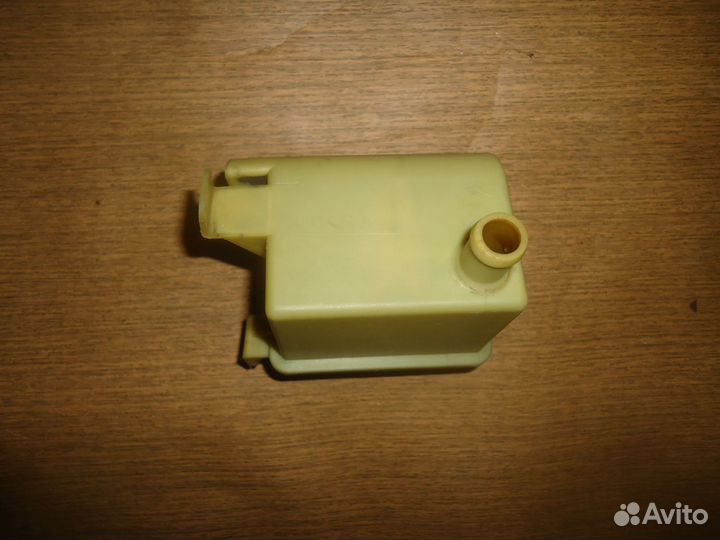 4684140 Бачок гур Chrysler Voyager 3