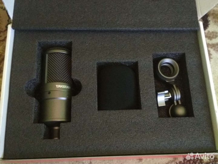 Микрофон студийный takstar