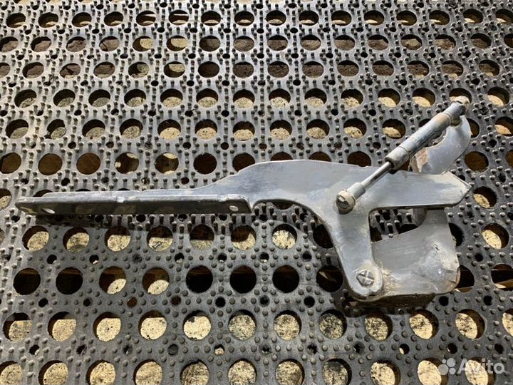 Кронштейн подножки Scania P 5 Серия P440 LA4X2HNA