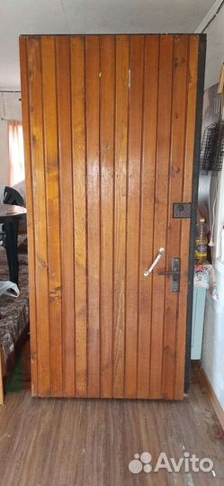 Дверь входная металлическая