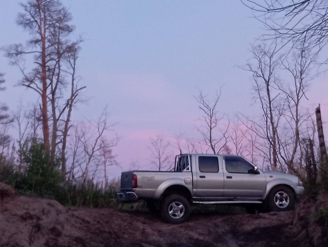 Nissan NP300