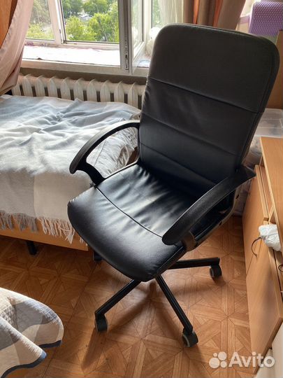 Компьютерное кресло