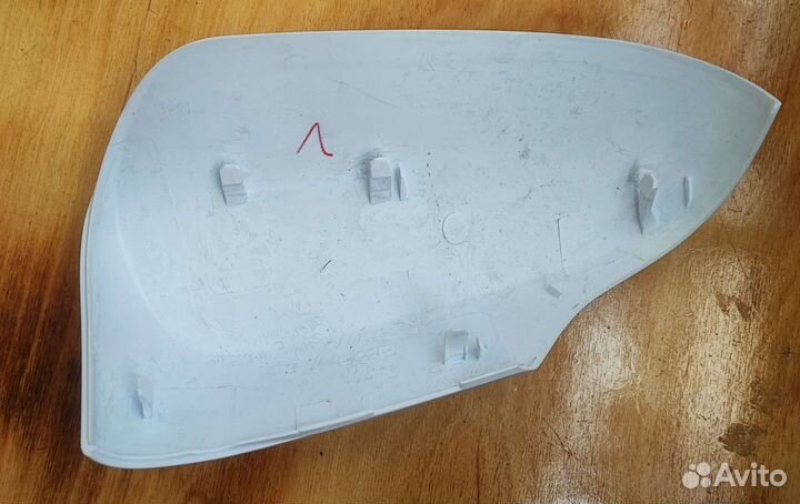 Крышка зеркала заднего вида toyota corolla 2014-16